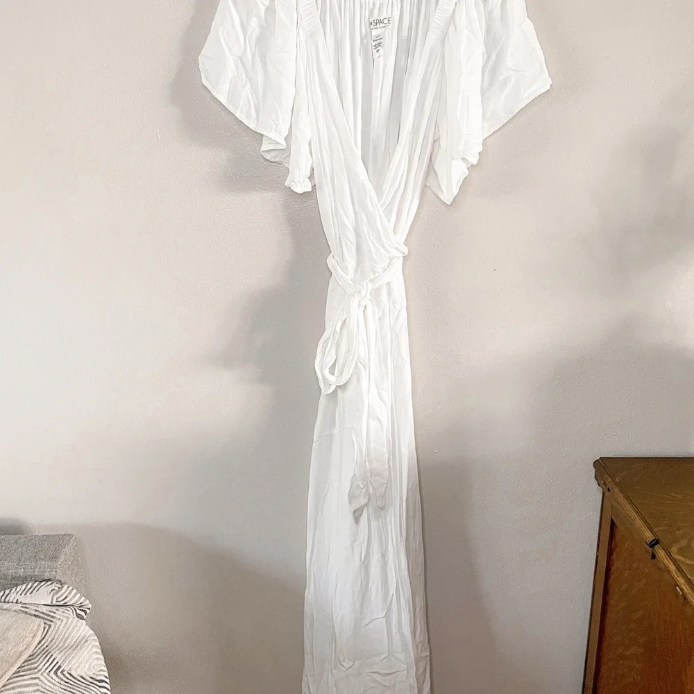 L*SPACE Panama Maxi Long Wrap Dress in White, Small - Picture 11 of 12